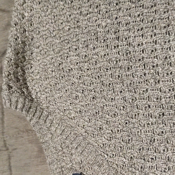 American eagle sweater - Picture 3 of 3